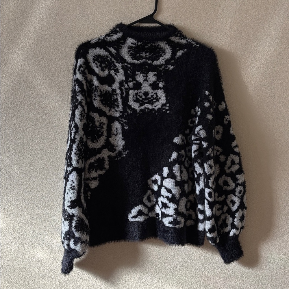 Vince Camuto Animal Print Eyelash Knit Sweater